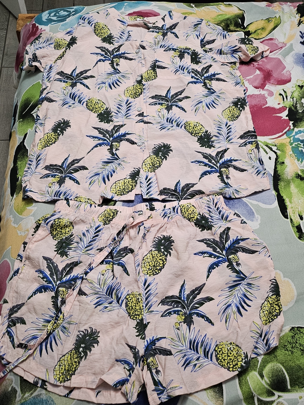 Women’s Pink Pineapple Print Bermuda Shorts Set
